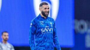 تأكيد سعر شراء الوليد بن طلال لنادي الهلال: تفاصيل الصفقة التاريخية!