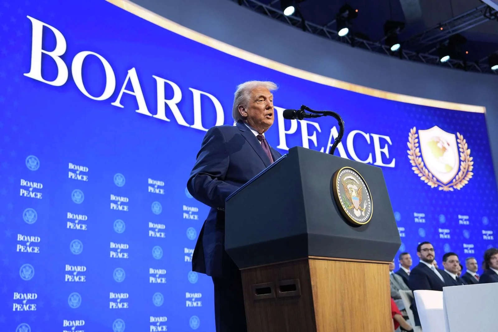 ترامب يشترط تمويل إعادة إعمار غزة بقرارات مجلس السلام 5