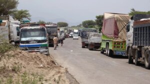 تواصل جباية ملايين يومياً في مناطق حكومة عدن.. أين تذهب هذه الأموال؟ – شاشوف