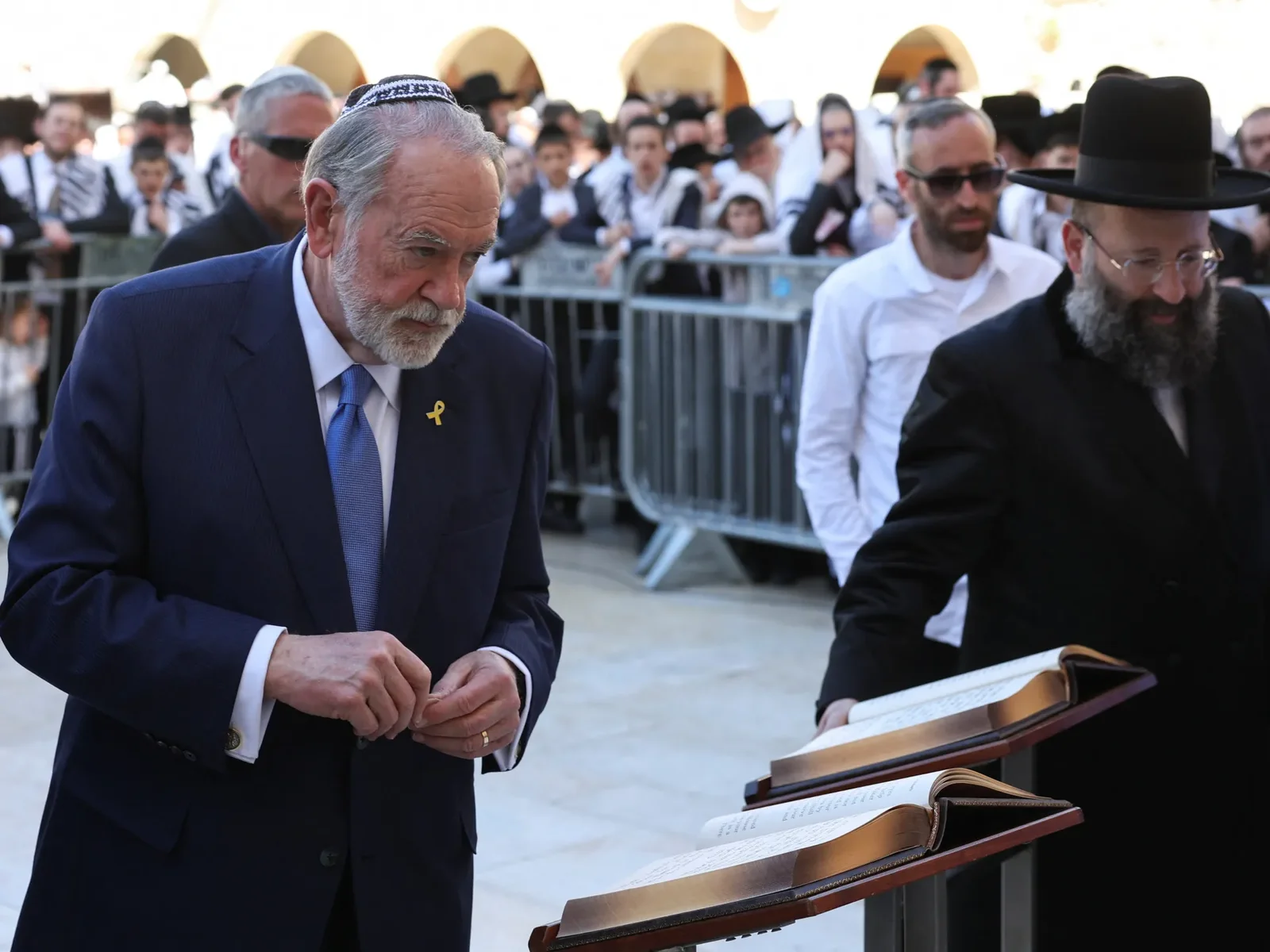 سفير الولايات المتحدة يؤيد هيمنة تل أبيب على منطقة الشرق الأوسط.. كيف كانت ردود الفعل من الدول العربية؟ – شاشوف