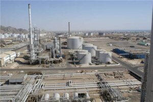 صراع الشرعية والتمثيل يُفجّر النزاع في مصافي عدن – شاشوف