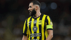 “ضغوط الاتحاد تدفع إلى هذا القرار!”.. اتهام سعد اللذيذ بالمشاركة في أزمة شارة القيادة لكريم بنزيما والرد يأتي فوراً.