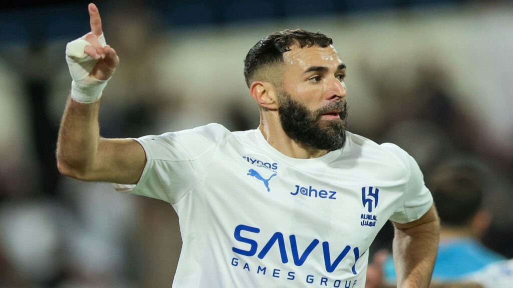 عاجل.. الهلال يضع بنزيما تحت اختبار قاسي والنتيجة خلال ساعات