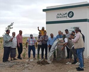 عدن: وكيل المحافظة ومدير مؤسسة المياه يطلقان التشغيل التجريبي لستة آبار ارتوازية