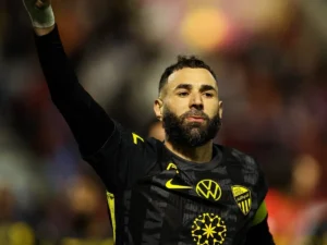 مصادر لـ«الشرق الأوسط»: الهلال يسعى بجدية للتعاقد مع «بنزيمة» من الاتحاد