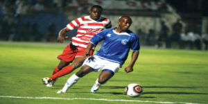 نهضة بركان منافس صعب، والهلال يجب أن يبقى حذرًا في الدور ربع النهائي