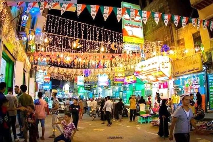 غضب شعبي في عدن بسبب التلاعب بالأسعار رغم انخفاض سعر الصرف