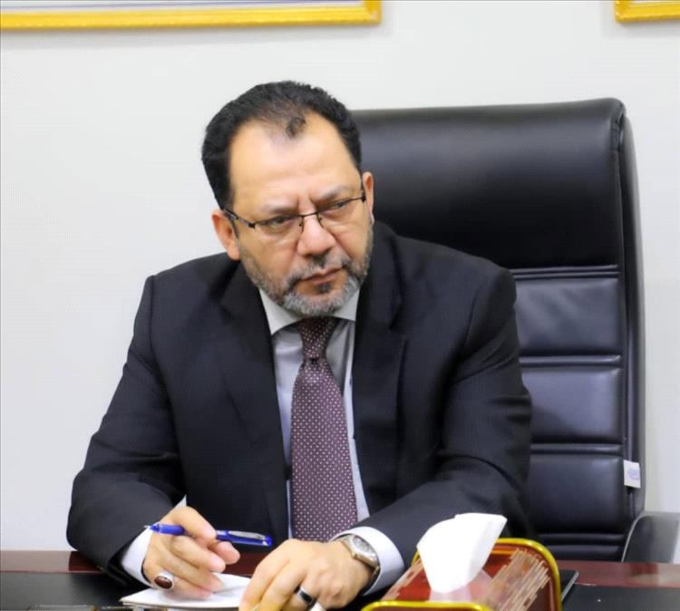 الإدارة العامة لكهرباء عدن تورد إيراداتها للبنك المركزي تنفيذاً لتوجيهات وزير الكهرباء