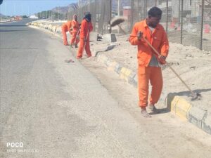 اخبار عدن – جهود تنظيف مستمرة في المدينة… فرق العمل تنتشر في البريقة ودار سعد