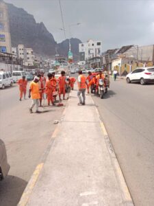 اخبار عدن – حملة شاملة لتنظيف شوارع المعلا والتواهي في العاصمة المؤقتة عدن