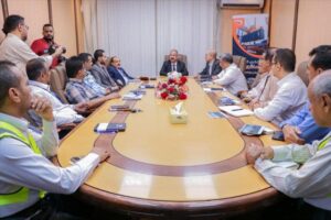 اخبار عدن – وزير النقل يراجع تقدم عمل محطة حاويات كالتكس