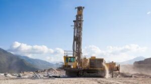 شركة “المعادن المحلية” تعزز جهود التنقيب في مشروع “سمارت كريك”.