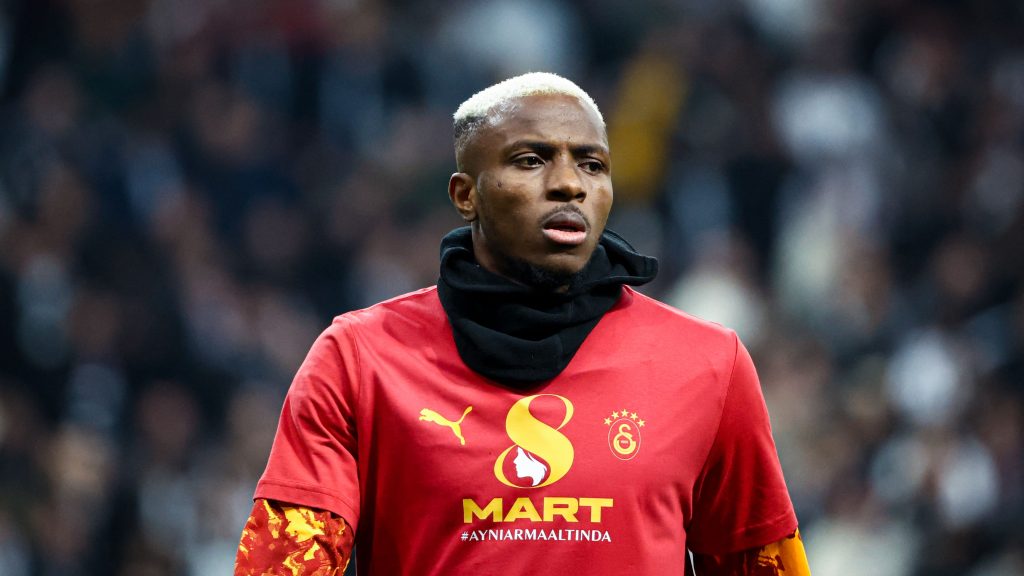 فيديو يكشف كيف أبعد المال فيكتور أوسيمين عن الهلال واستعداد نجم عالمي كبير للانضمام قريبًا إلى دوري روشن