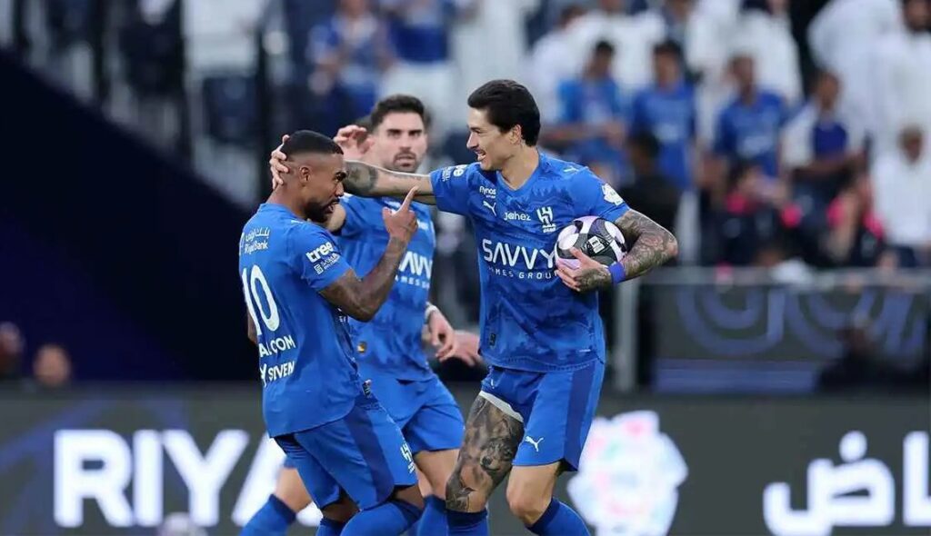 نجم الهلال السعودي يعلن قرار الرحيل حسب وكالة أنباء الإعلام العراقي