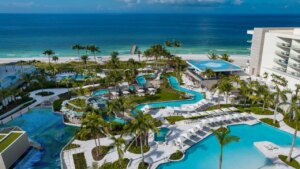 أفضل 9 منتجعات عائلية في فلوريدا للرحلات الشاطئية، والوصول إلى الطبيعة، والإقامة في المدن