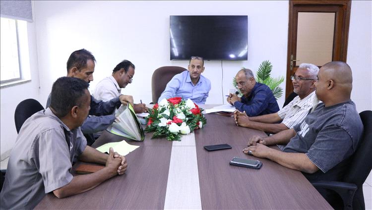 عدن ..اجتماع يناقش أوضاع قطاع المياه في المنطقة الثانية