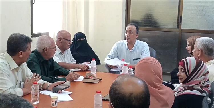 اخبار عدن – برئاسة الشعبي.. وزارة الرعاية الطبية تناقش الوضع الصحي الحالي في المديريات الثماني.