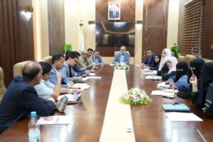 اخبار عدن – وزير الرعاية الطبية يستعرض الحالة الوبائية والتدابير الاحترازية في عدن