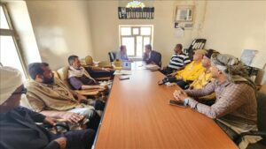 اخبار عدن – وكيل وزارة الفئة الناشئة والرياضة يجتمع مع قيادة محافظة سقطرى لبحث تطوير مشاريع البنية التحتية