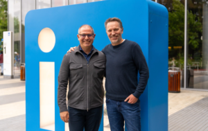 الرئيس التنفيذي لـ LinkedIn يغادر منصبه؛ يرجى التوقف عن تقديم تحيات الفيديو المؤثرة