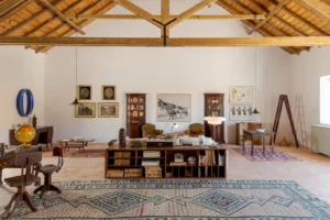 بينما تتحول ساحل Algarve في البرتغال إلى الرفاهية العالية، هذه المزارع الريفية تقدم بديلاً منعشًا