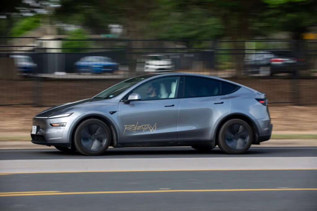 Tesla Robotaxis Texas