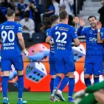 في صدمة غير متوقعة .. جماهير الهلال الغاضبة تطالب برحيل النجم الأول رغم الفوز على ضمك