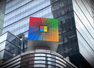 مايكروسوفت تقدم عرض شراء يصل إلى 7% من موظفي الولايات المتحدة