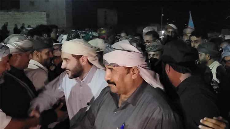 اخبار المناطق – استقبال كبير لسلاطين يافع في قلعة القارة الأثرية