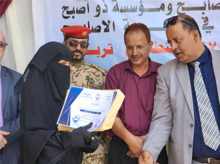 اخبار المناطق – الأصابح تكرم 117 متطوعة في مجال المنظومة التعليمية ضمن مبادرة مجتمعية لدعم المنظومة التعليمية بالشماي