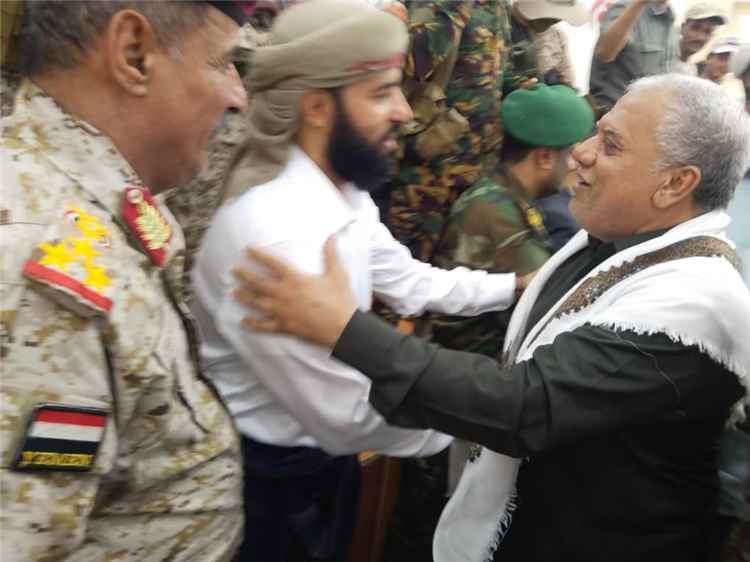 اخبار المناطق – الشيخ عادل باضاوي يشارك في الاجتماع الاستشاري الأول لعمداء أبين ويشدد على دعم ج
