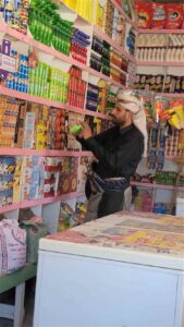 اخبار المناطق – حملة تفتيش مفاجئة على ثلاجات المياه ومحلات السوبرماركت في عتق لتعزيز سلامة المستهلك.