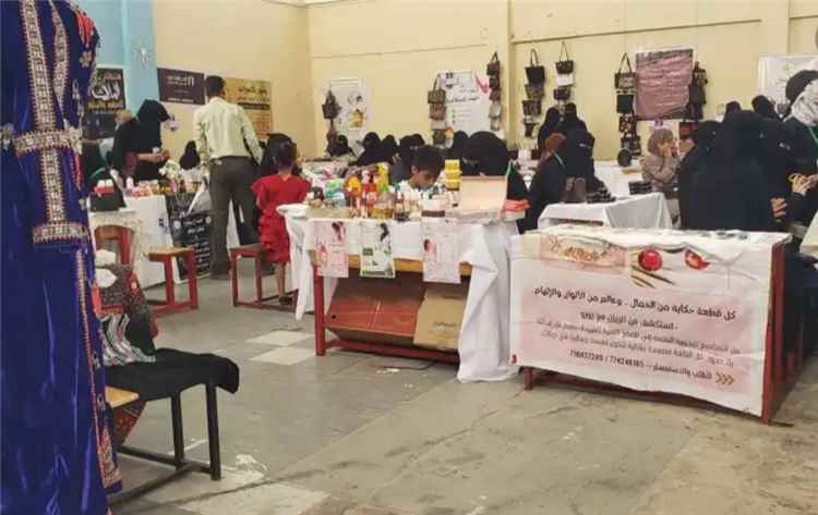 اخبار المناطق – نائبا محافظة تعز يشددان على ضرورة دعم المشاريع الابتكارية وتعزيز التعاون مع الوكالات