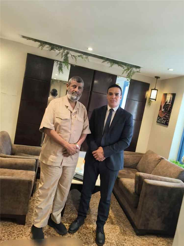 اخبار عدن – اللواء الجمالي والمستشار العسكري الفرنسي يناقشان سبل تعزيز التعاون الأمني ومكافحة التهديدات