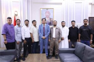 اخبار عدن – الوزير البكري يجتمع مع إدارة نادي الشعلة الرياضي في عدن