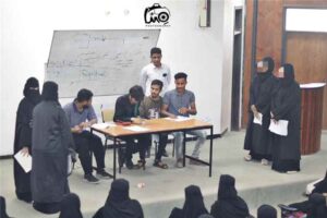اخبار عدن – طلاب كلية الحقوق يجري محاكمة تمثيلية