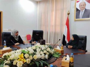اخبار عدن – وزيرة الدولة لشؤون النساء تتناول نتائج القمم النسائية وتعزيز تمكين النساء اقتصاديًا
