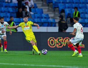 الهلال والخليج يتغلبان على الحزم وضمك في دوري المحترفين السعودي