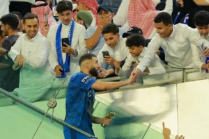 بنزيمة… بطولة جديدة بدون أي إنجازات