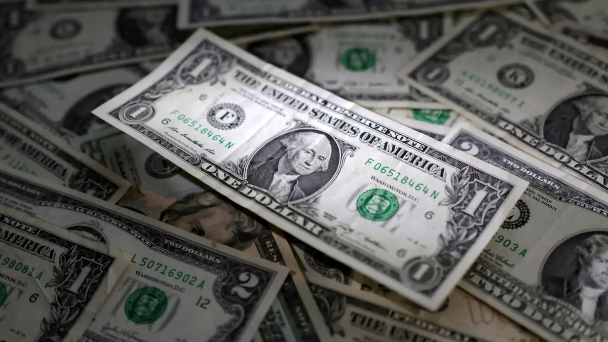 عاجل: صدمة اقتصادية في اليمن - الدولار يقفز إلى 1630 ريال… كارثة تهدد مدخرات المواطنين!