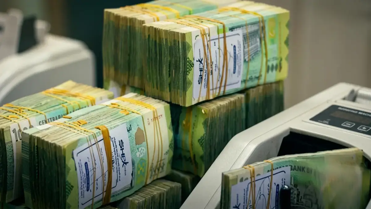 عاجل: أسعار صرف الدولار والريال السعودي اليوم تسبب صدمة في اليمن – اكتشف الفارق الكبير بين عدن وصنعاء!