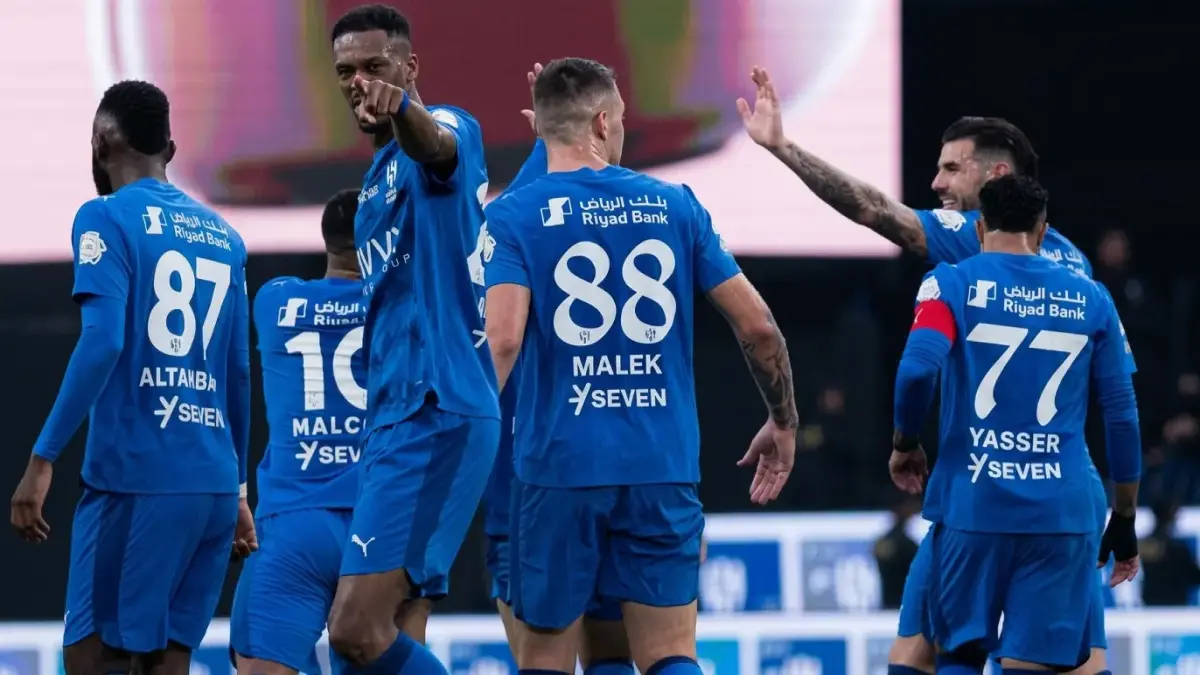 عاجل قبل اللقاء: التشكيلة النهائية للهلال مع بنزيما والدورسري ضد الحزم… القنوات الناقلة والمعلق الرسمي في دوري روشن السعودي