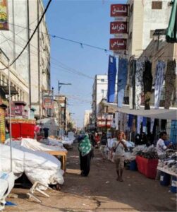 عدن في الاخبار: الأسواق فارغة من الزبائن رغم وجود البضائع المعروضة