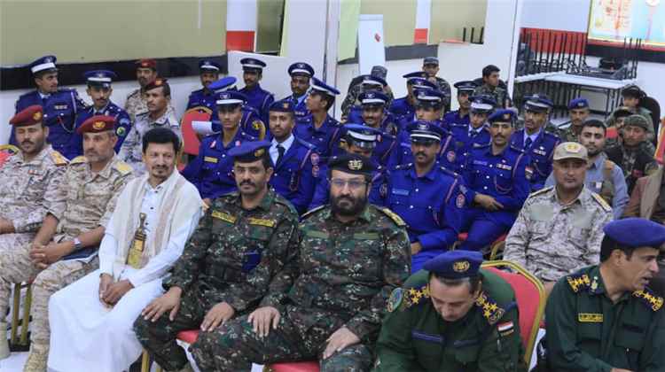 محافظة مأرب: تكريم خريجي كلية الطيران من أبناء المنطقة والسنةلين فيها من محور البيضاء