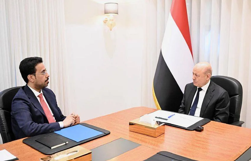 ميزانيات العملة الأجنبية في ظل الأزمة الاقتصادية: تساؤلات حول الإنفاق الحكومي وتزايد أزمة السيولة في عدن – شاشوف