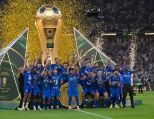 نالت كأس الملك سلمان بقلبها الهلال