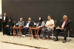 آخبار عدن – وزير النقل يشارك في اجتماع شامل لبحث الاقتراحات التي تساهم في تأمين الخدمات الأساسية