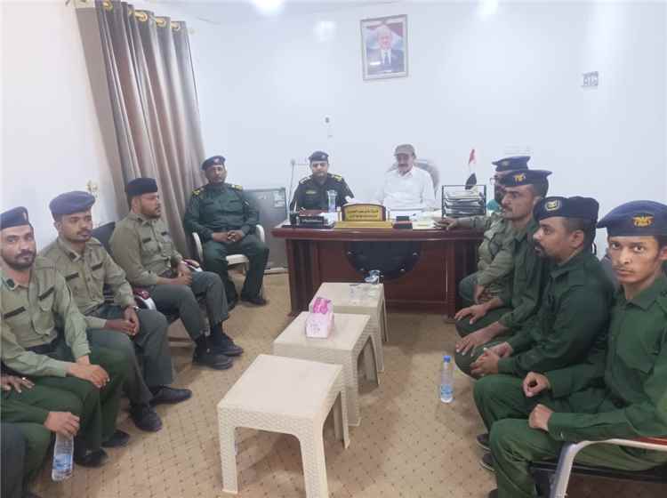 أنباء وردت الآن – جوازات منفذ الوديعة البري تستقبل 12 ضابطًا وأفراد لتعزيز الجهود في قسم الجوازات