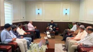 اخبار المناطق – محافظ لحج يناقش مع مسؤولي الكهرباء طرق تعزيز الخدمة وتجاوز الصعوبات