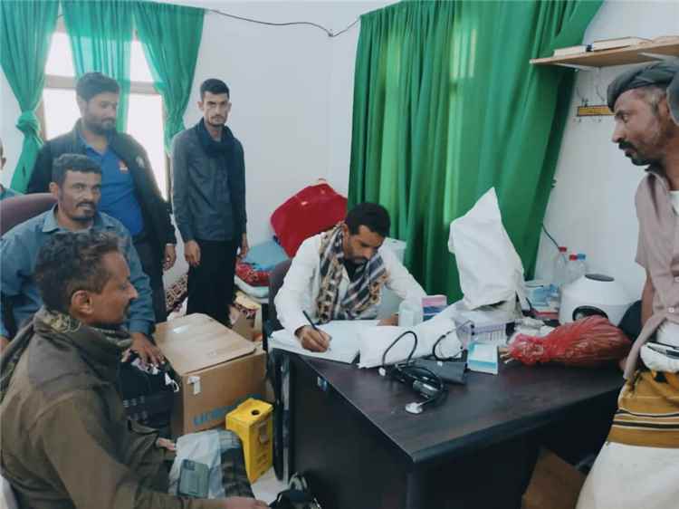 اخبار المناطق – مدير مكتب الرعاية الطبية في سرار يافع ي inaugurate المركز صحة في امحبله ويدعو لبدء التشغيل.